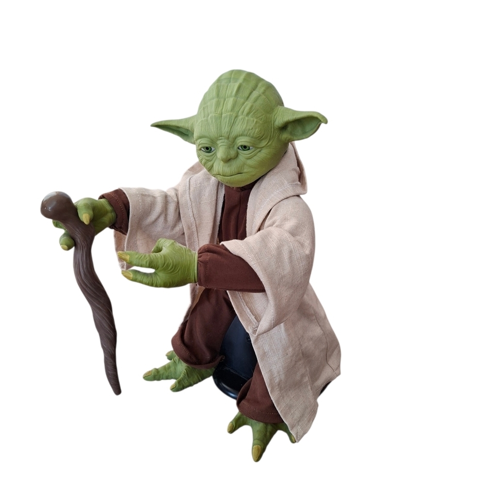 Interactive Animated Yoda Talking & Moving Star Wars Figure 16" - Picture 3 of 15
